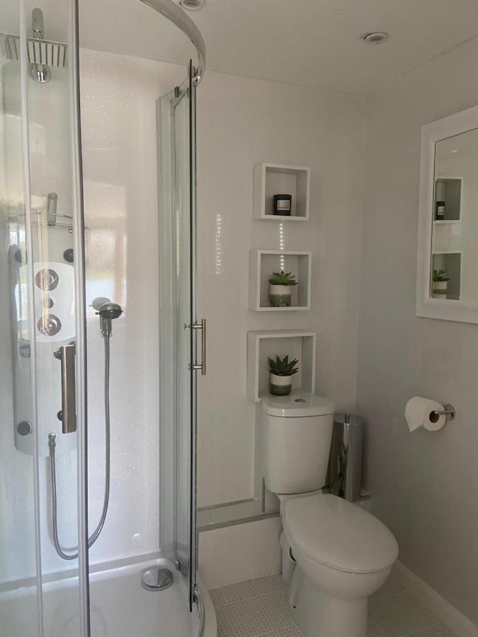 Contemporary Quiet Countryside Retreat Villa Horsley  Exteriör bild